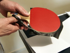 gluing-pimple-tabletennis-rubbers9